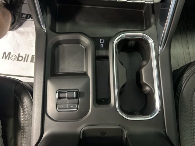 Used 2025 GMC Sierra 3500 Denali w/ Denali Reserve Package image 28