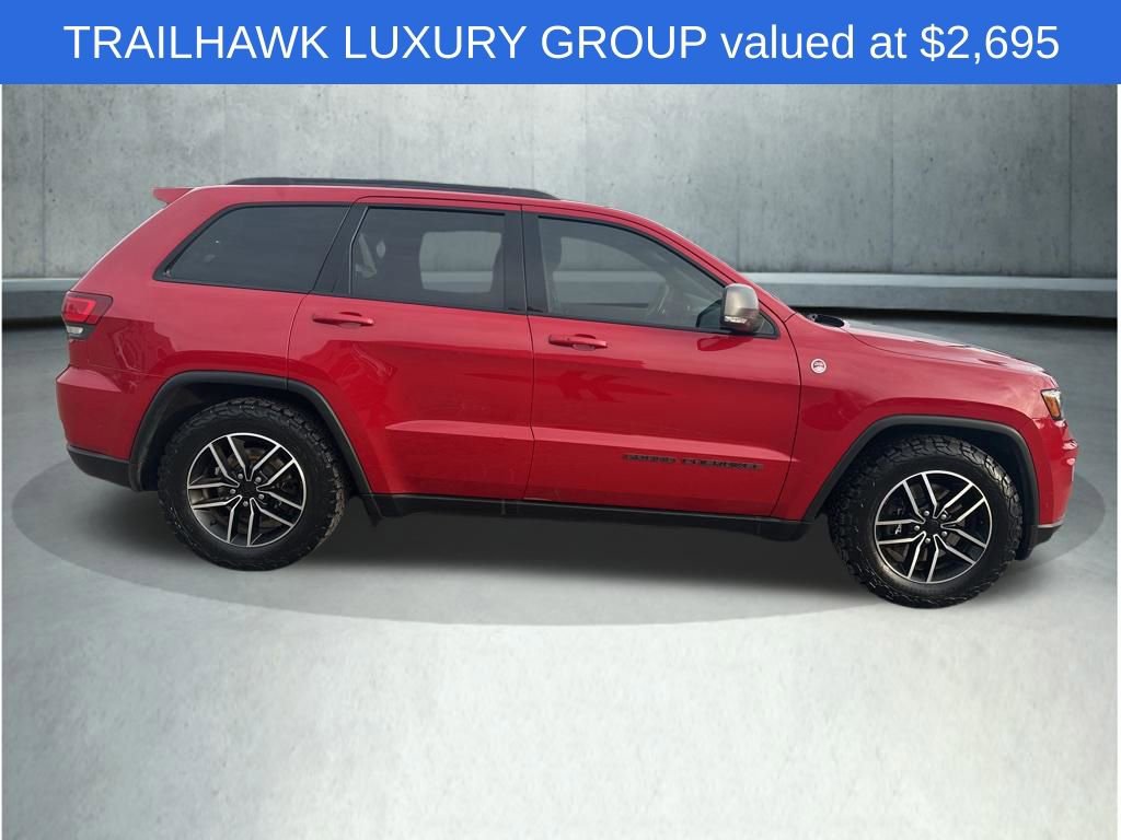 Used 2021 Jeep Grand Cherokee Trailhawk w/ Trailhawk Luxury Group image 3