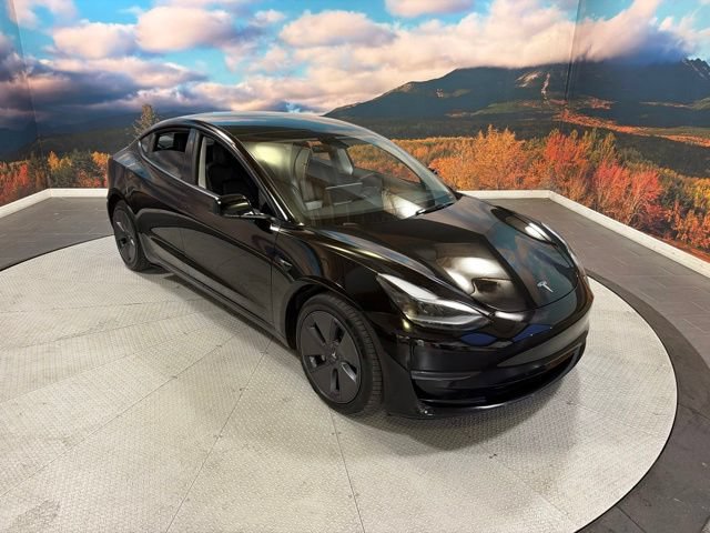 Used 2022 Tesla Model 3 Long Range AWD/4WD image 2