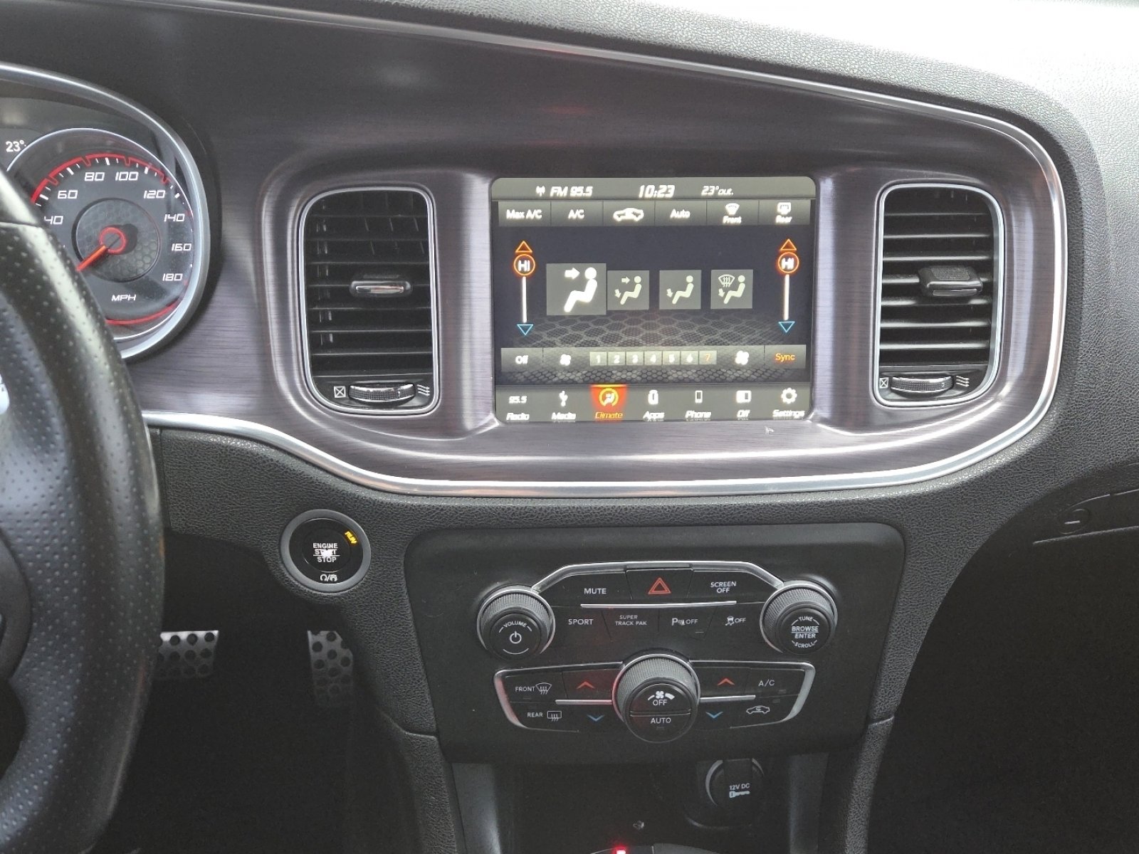 Used 2018 Dodge Charger R/T Scat Pack image 24