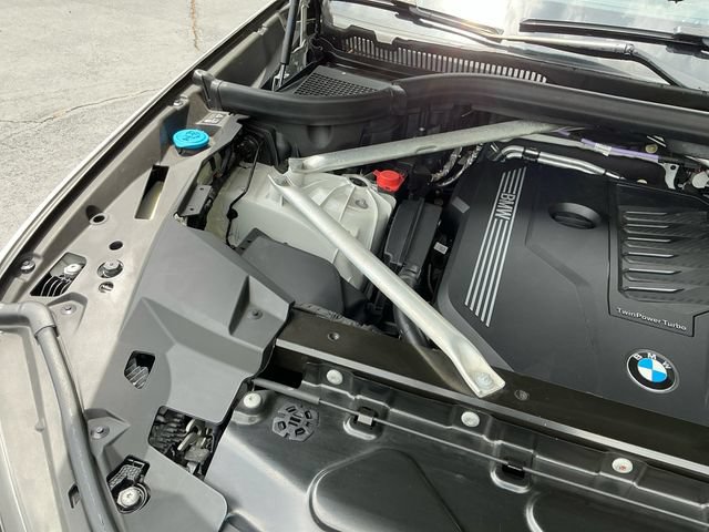 Used 2021 BMW X5 xDrive40i w/ Premium Package AWD/4WD image 19