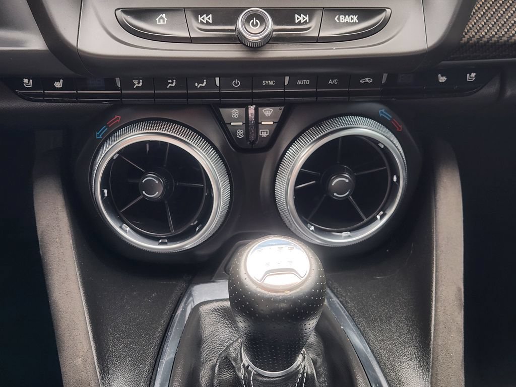 Used 2023 Chevrolet Camaro LT RWD image 24