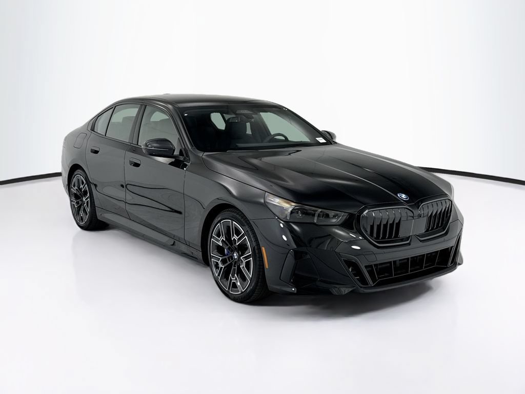 New 2027 BMW 550e xDrive AWD/4WD image 3