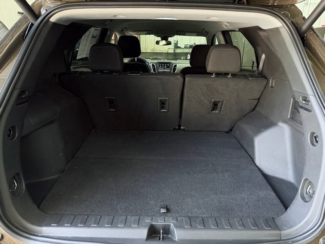 Used 2023 Chevrolet Equinox LT w/ Driver Convenience Package FWD image 10