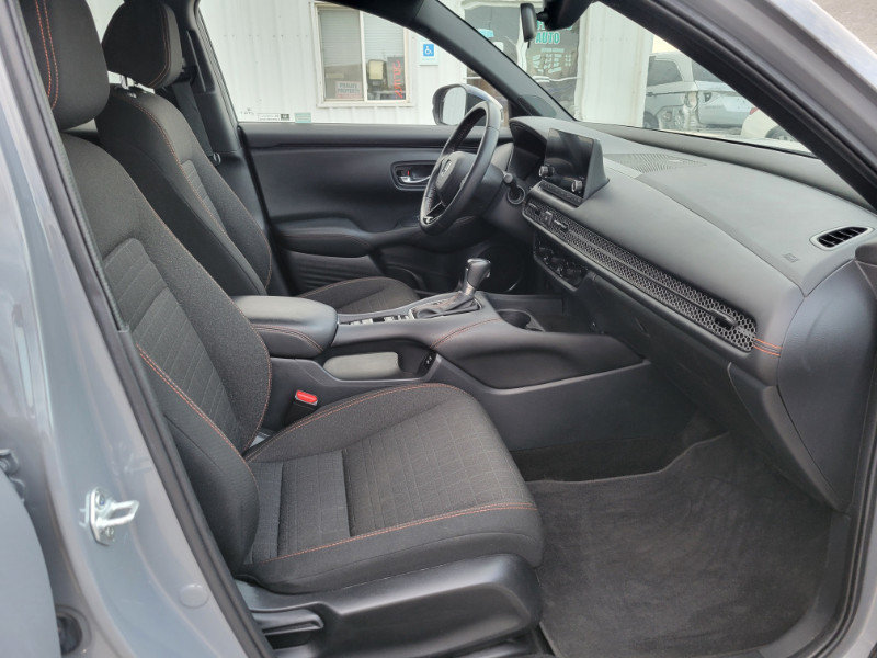 Used 2025 Honda HR-V Sport image 24