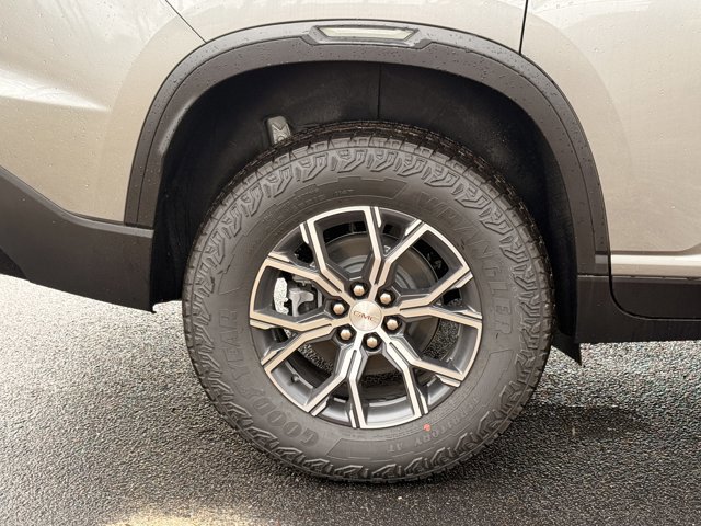 New 2026 GMC Acadia AT4 w/ Luxury Package image 9