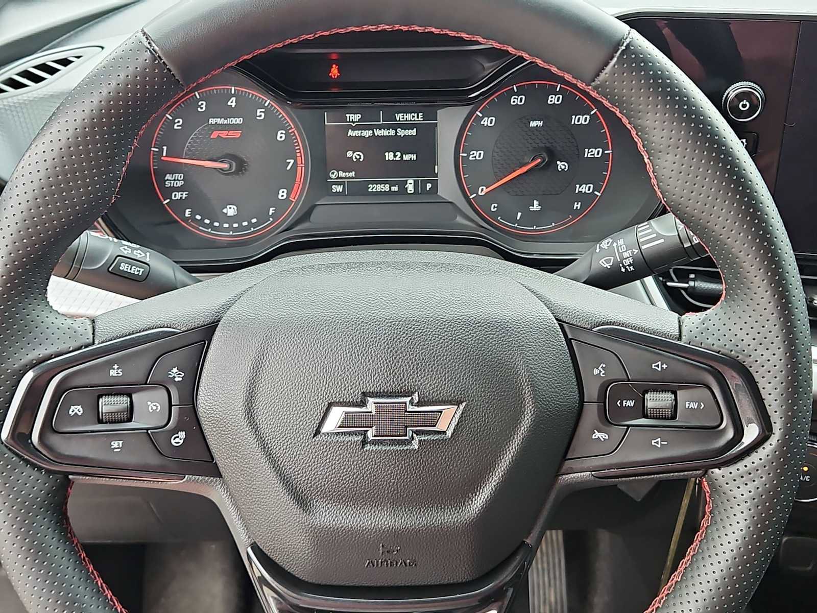 Used 2024 Chevrolet Trax RS w/ Driver Confidence Package FWD image 19