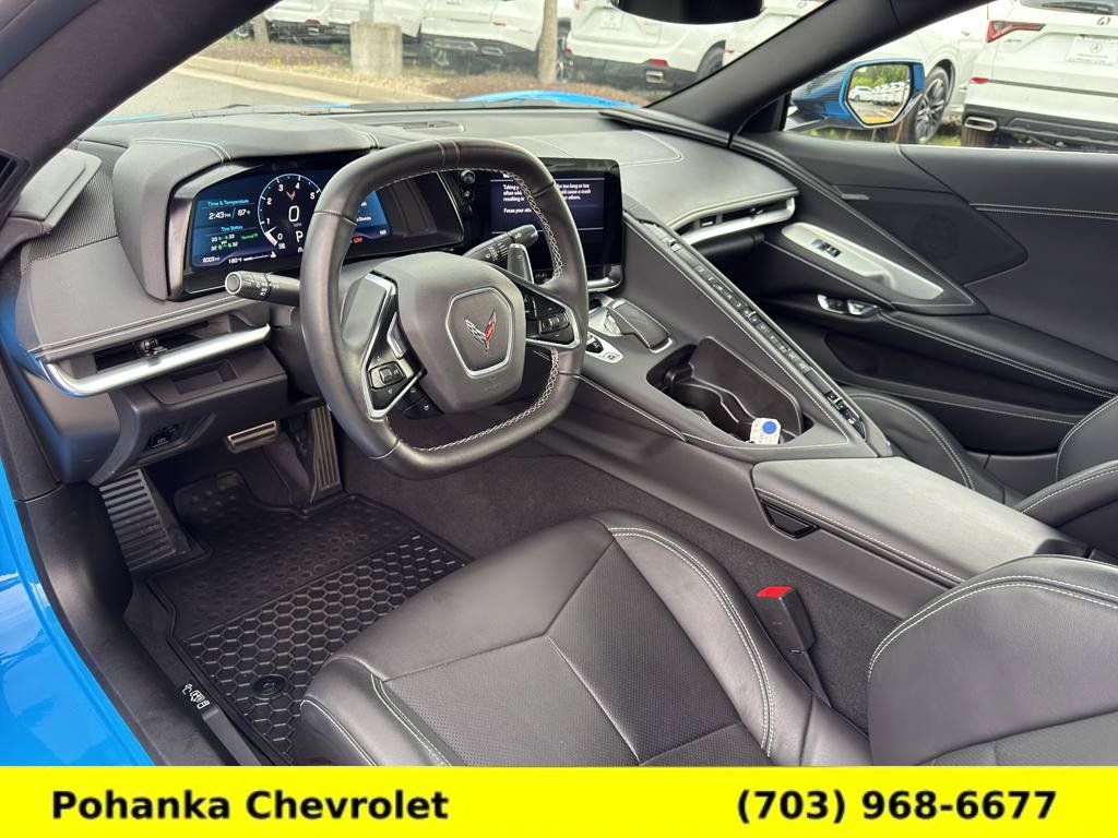 Used 2021 Chevrolet Corvette Stingray Coupe w/ Z51 Performance Package RWD image 19