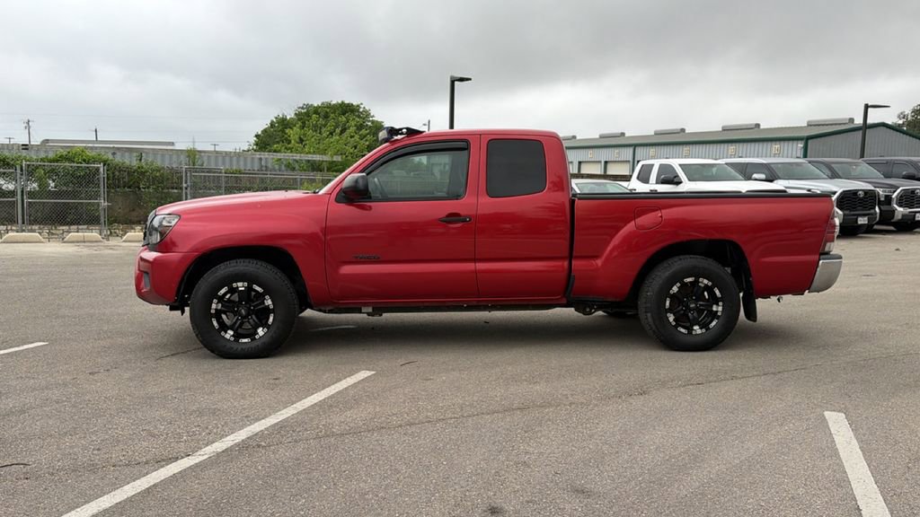 Used 2013 Toyota Tacoma PreRunner w/ SR5 Pkg image 10