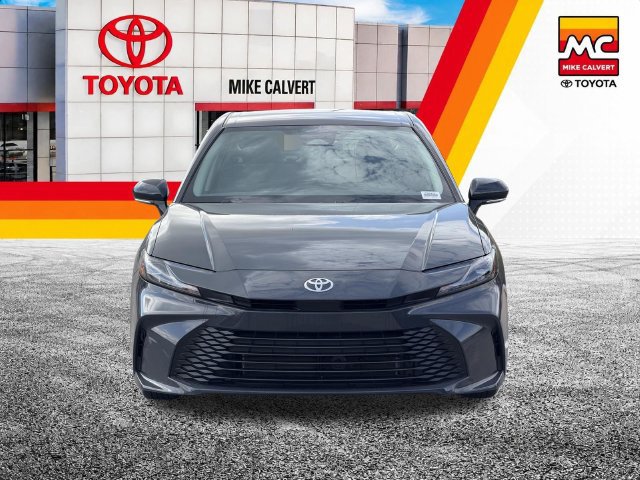 Used 2026 Toyota Camry LE FWD image 2