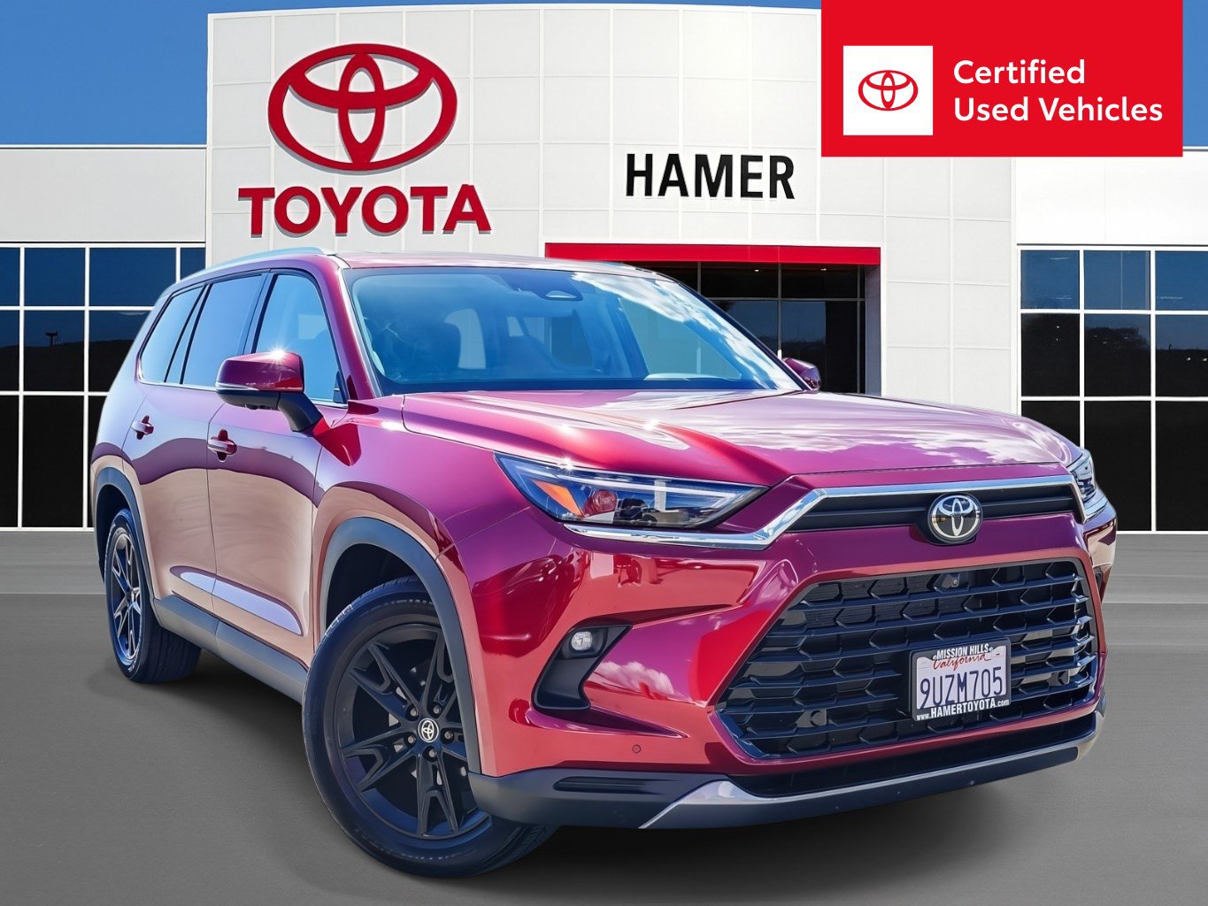 Certified 2025 Toyota Grand Highlander AWD image 1