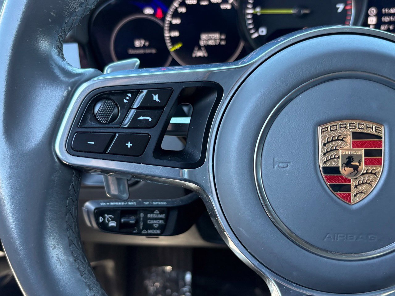 Used 2019 Porsche Cayenne E-Hybrid AWD/4WD image 32