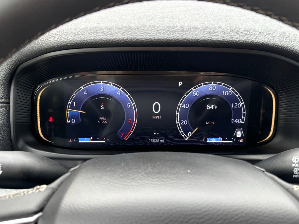 Used 2025 Jeep Wagoneer Series II w/ 8-Passenger Seating Package image 27