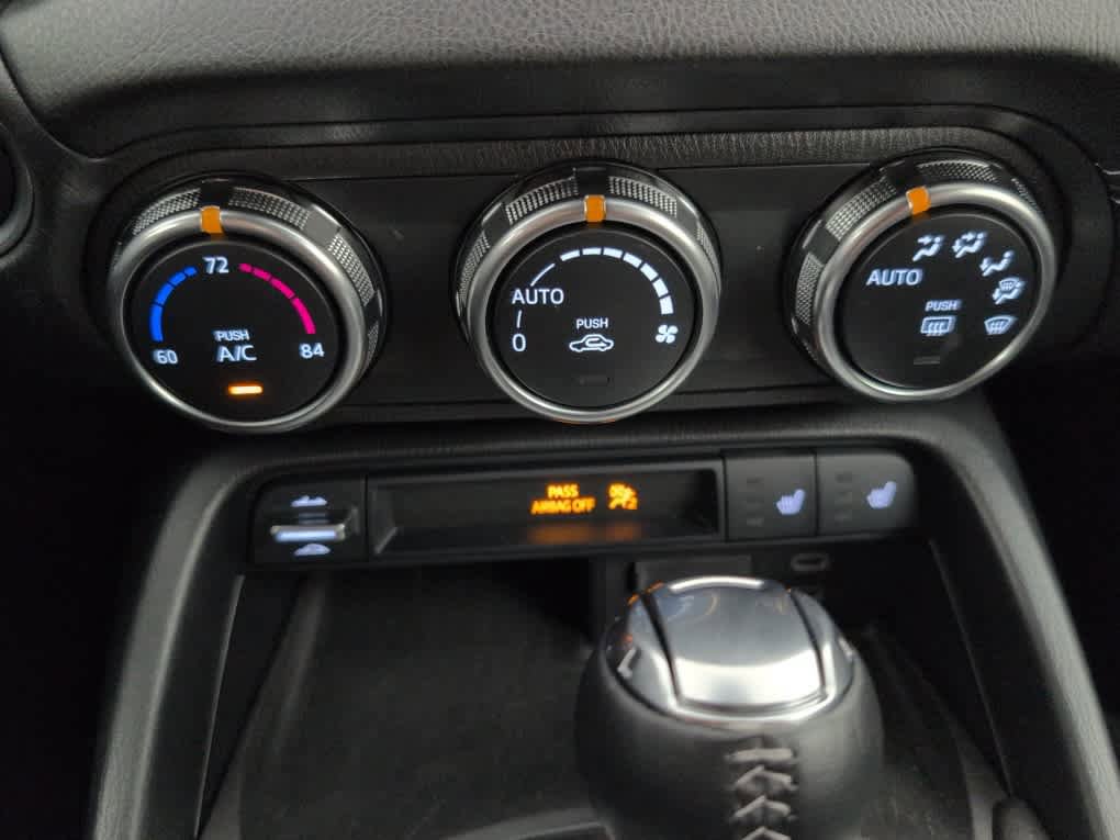 Used 2025 MAZDA MX-5 Miata RF Grand Touring image 18