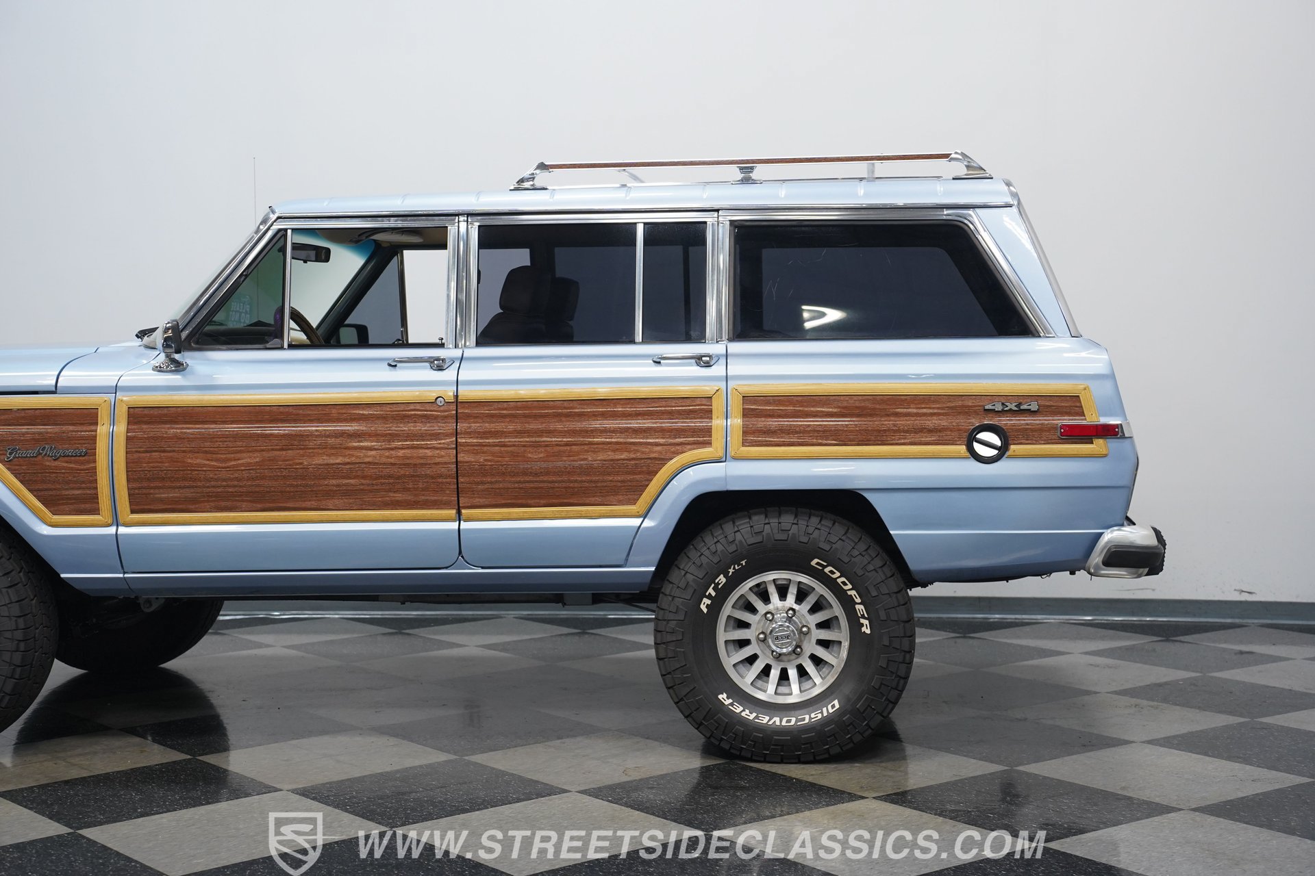 Used 1989 Jeep Grand Wagoneer AWD/4WD image 22