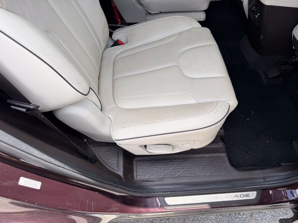 Used 2020 Hyundai Palisade Limited FWD image 18