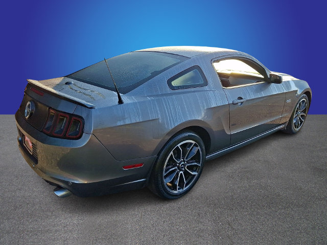 Used 2013 Ford Mustang GT Premium w/ Security Pkg RWD image 4