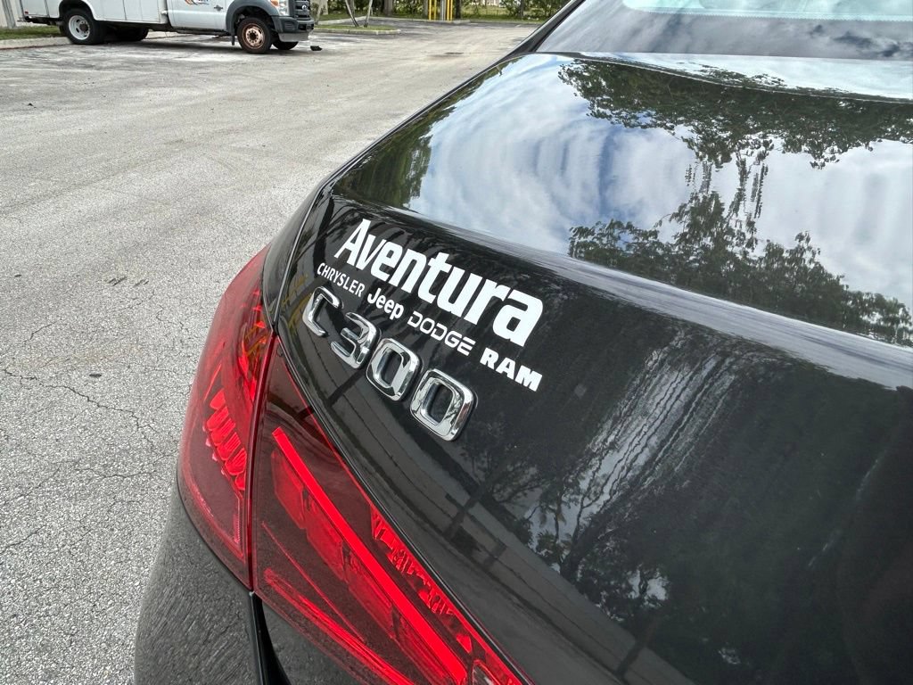 Used 2022 Mercedes-Benz C 300 Sedan w/ Advanced USB Package image 41