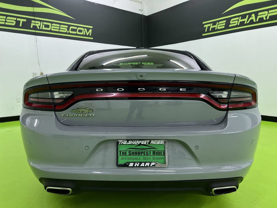Used 2021 Dodge Charger SXT w/ Leather Interior Group RWD image 8