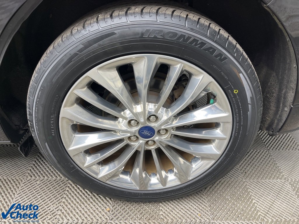 Used 2021 Ford Edge Titanium w/ Equipment Group 301A image 29