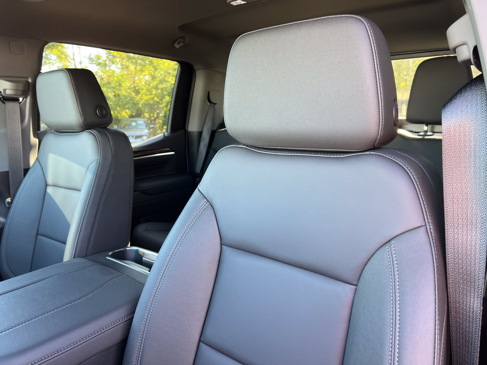 New 2026 Chevrolet Silverado 1500 RST w/ RST All Star Premium Package AWD/4WD image 12