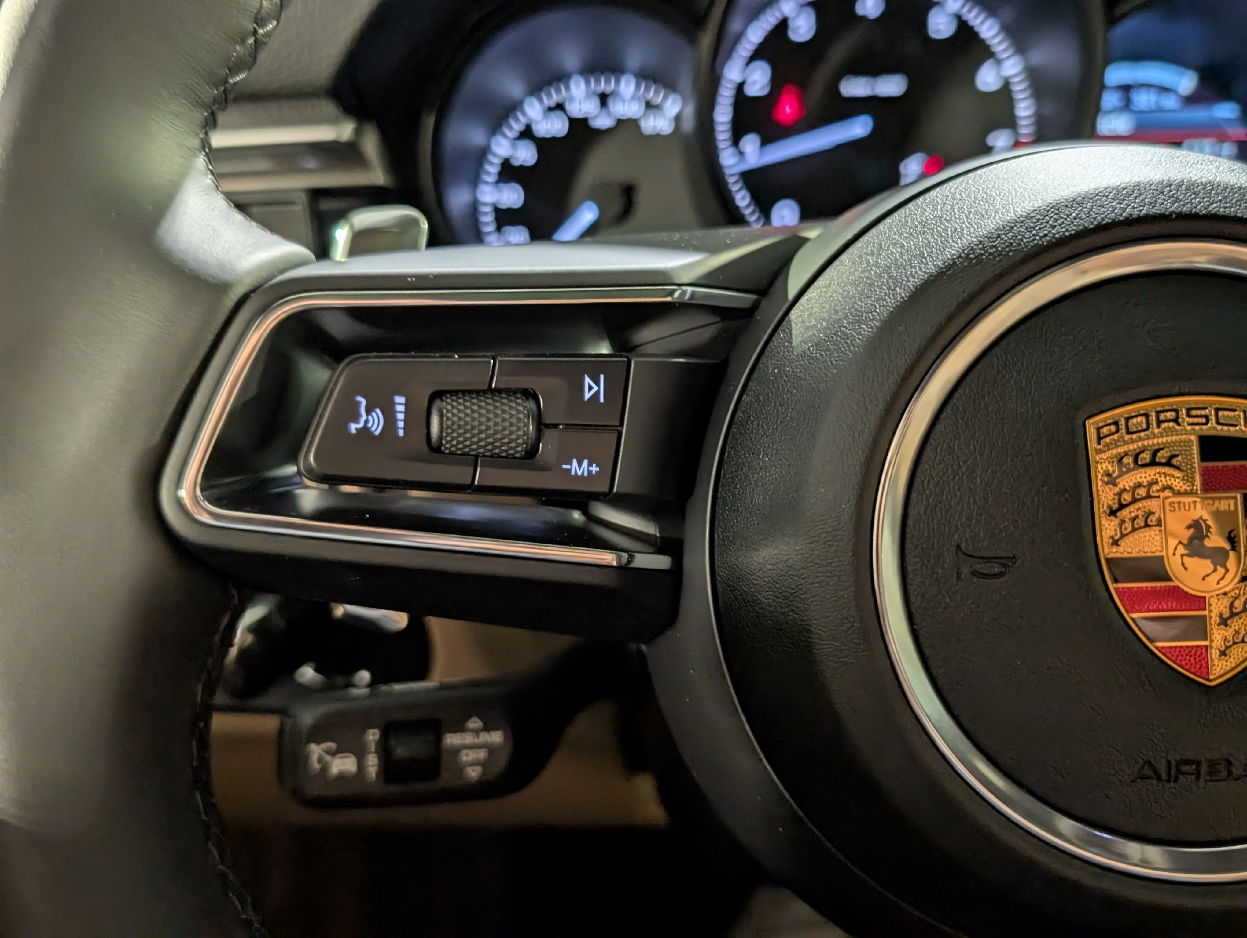New 2026 Porsche Macan AWD/4WD image 27