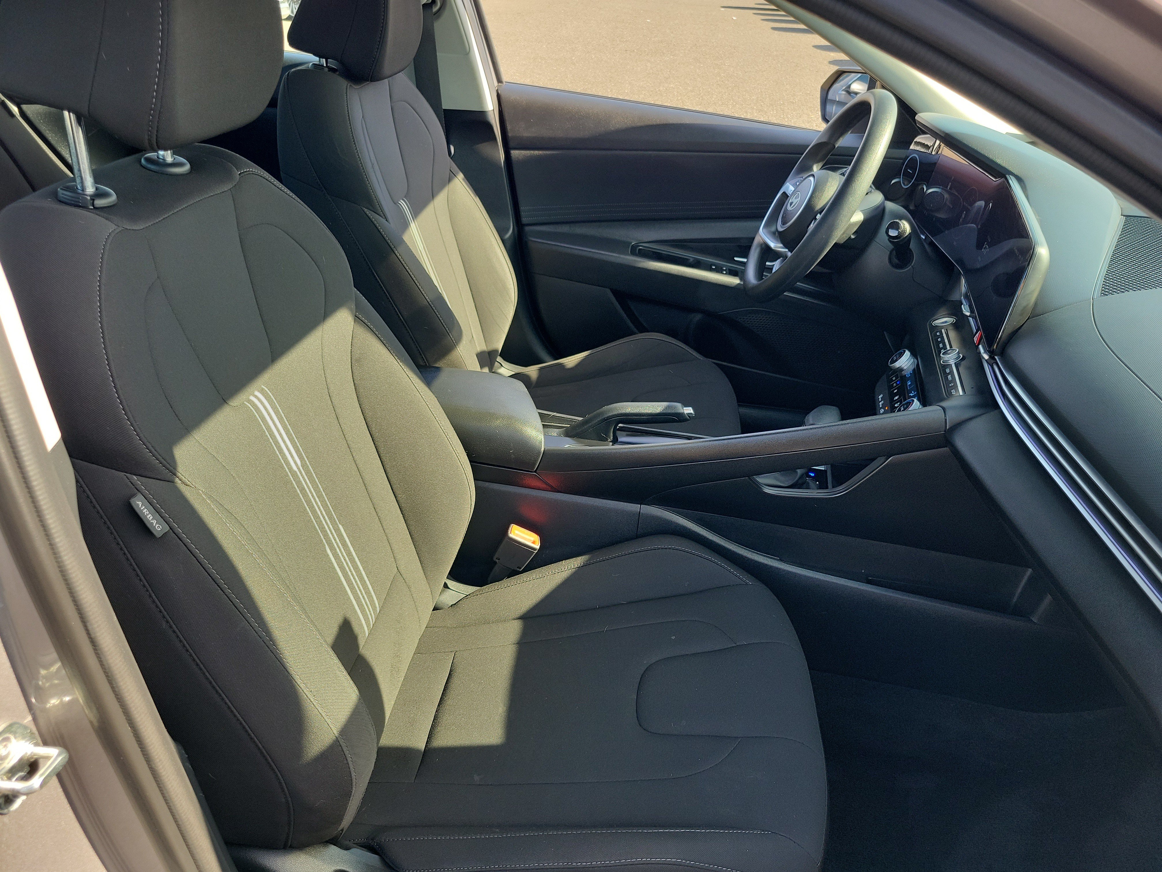Certified 2024 Hyundai Elantra SEL FWD image 19