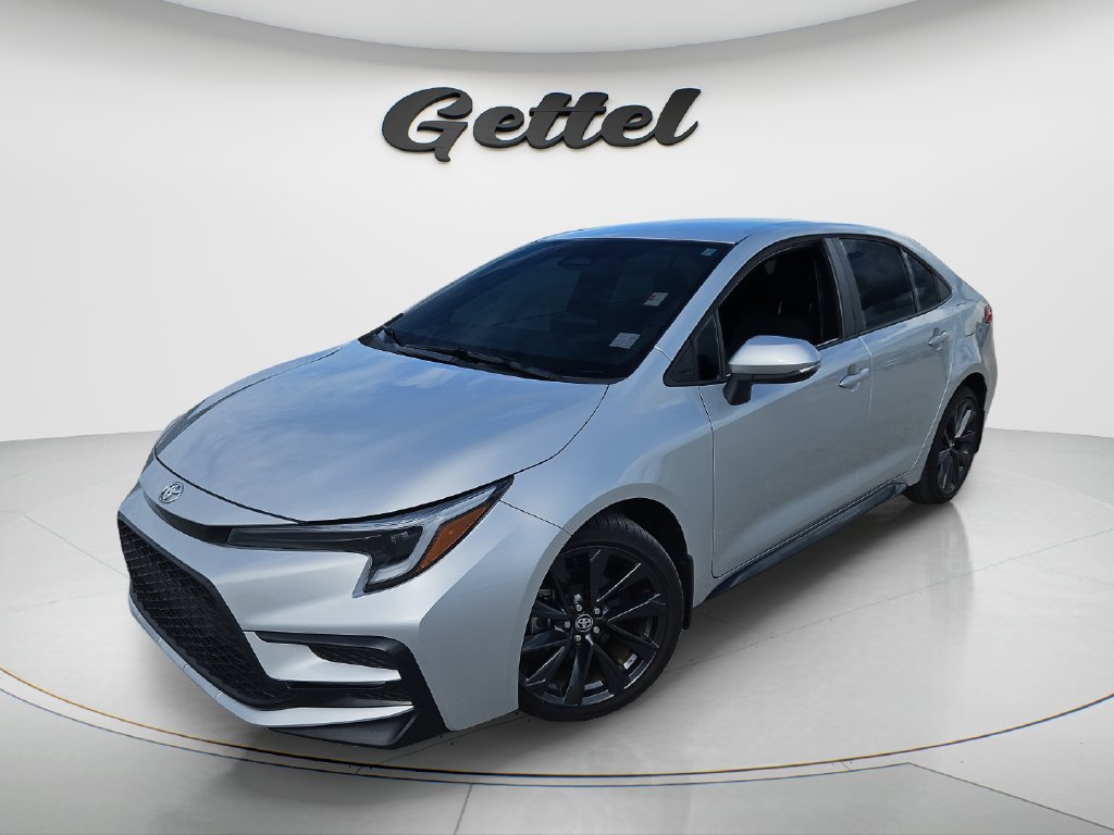 Certified 2025 Toyota Corolla SE FWD image 1