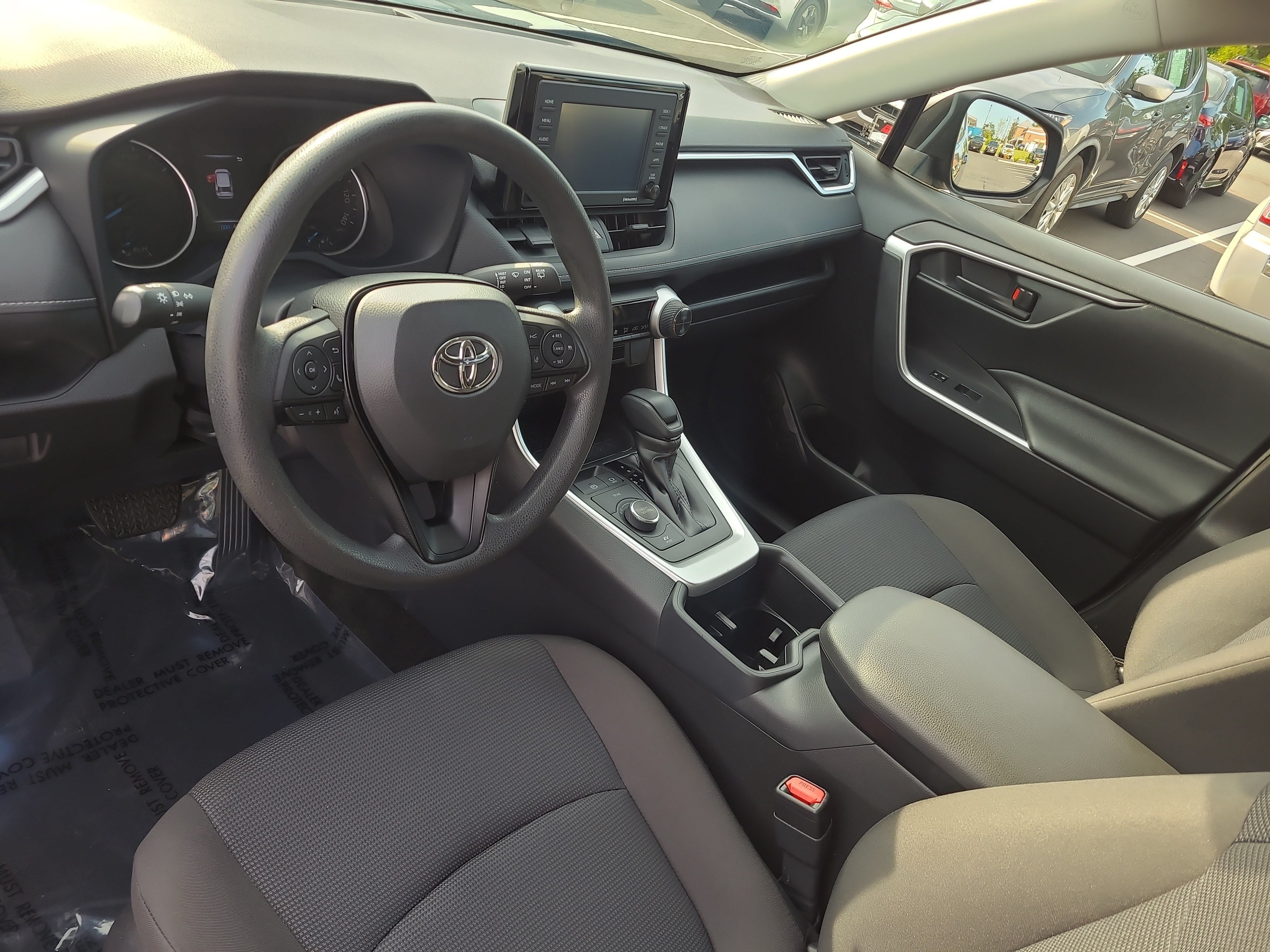 Certified 2022 Toyota RAV4 LE AWD/4WD image 15