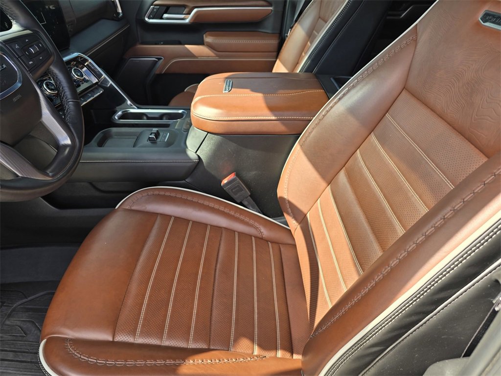 Used 2025 GMC Sierra 2500 Denali Ultimate image 19