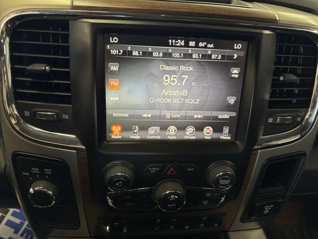 Used 2014 RAM 2500 Laramie w/ Black Appearance Group AWD/4WD image 20