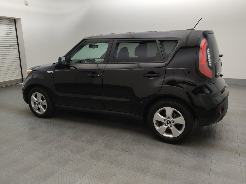 Used 2019 Kia Soul FWD image 3