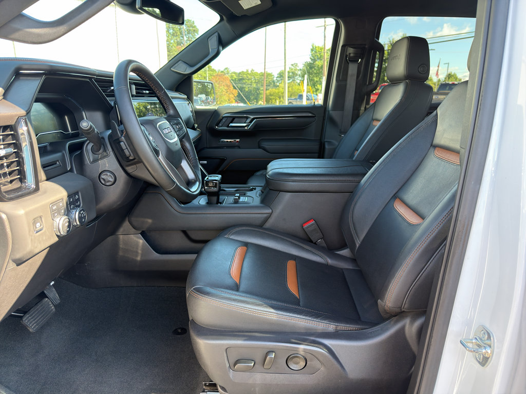Used 2025 GMC Sierra 1500 AT4 AWD/4WD image 22