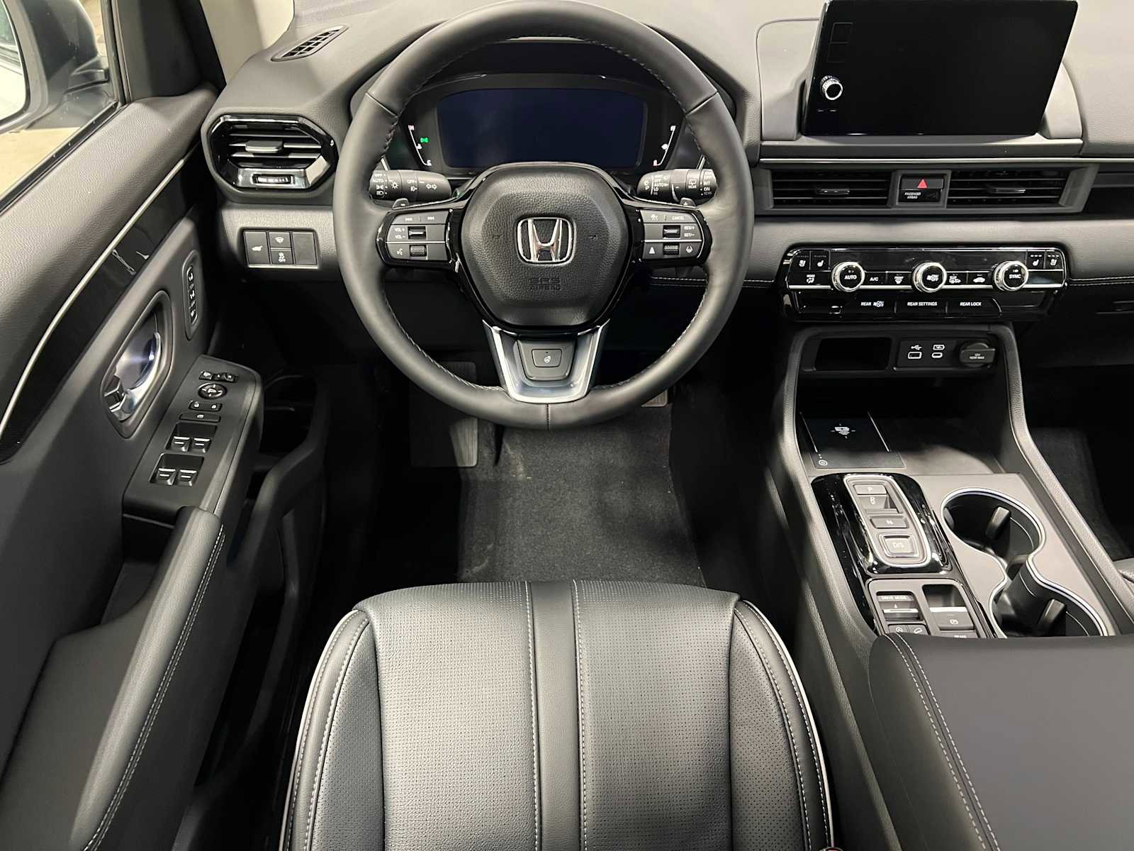 New 2025 Honda Pilot Elite image 16