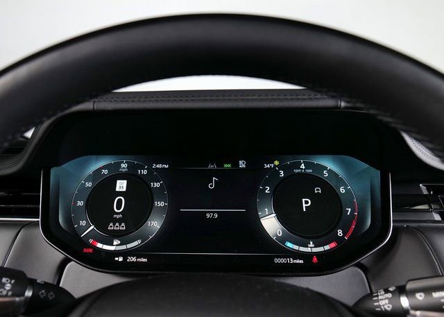 New 2026 Land Rover Range Rover SE image 16