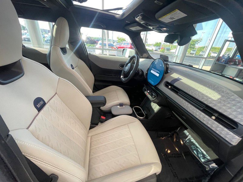 Used 2025 MINI Cooper S image 13