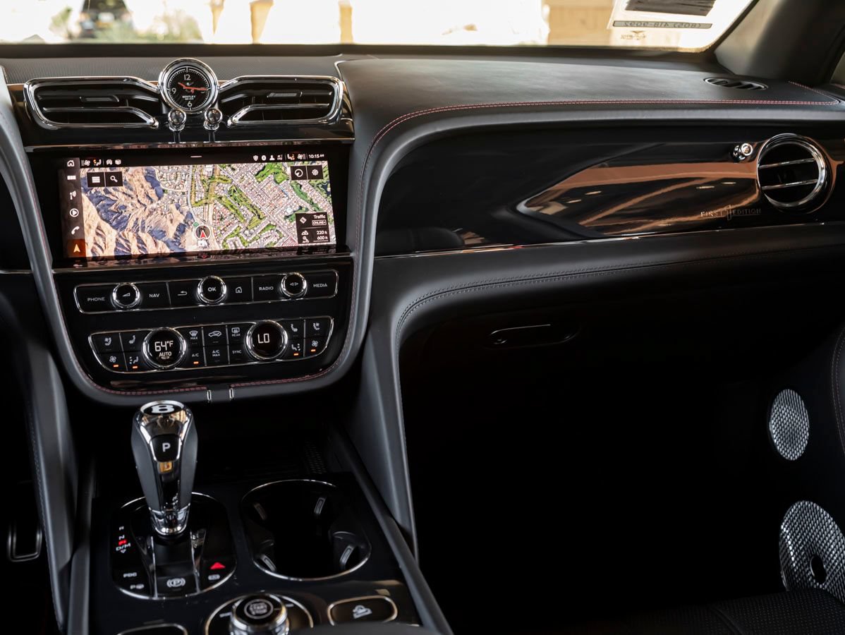 Certified 2022 Bentley Bentayga AWD/4WD image 25