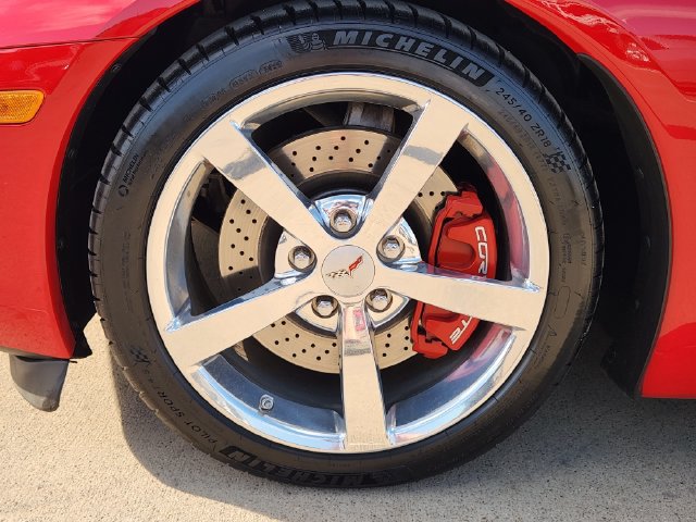 Used 2008 Chevrolet Corvette Convertible w/ Preferred Equipment Group RWD image 16