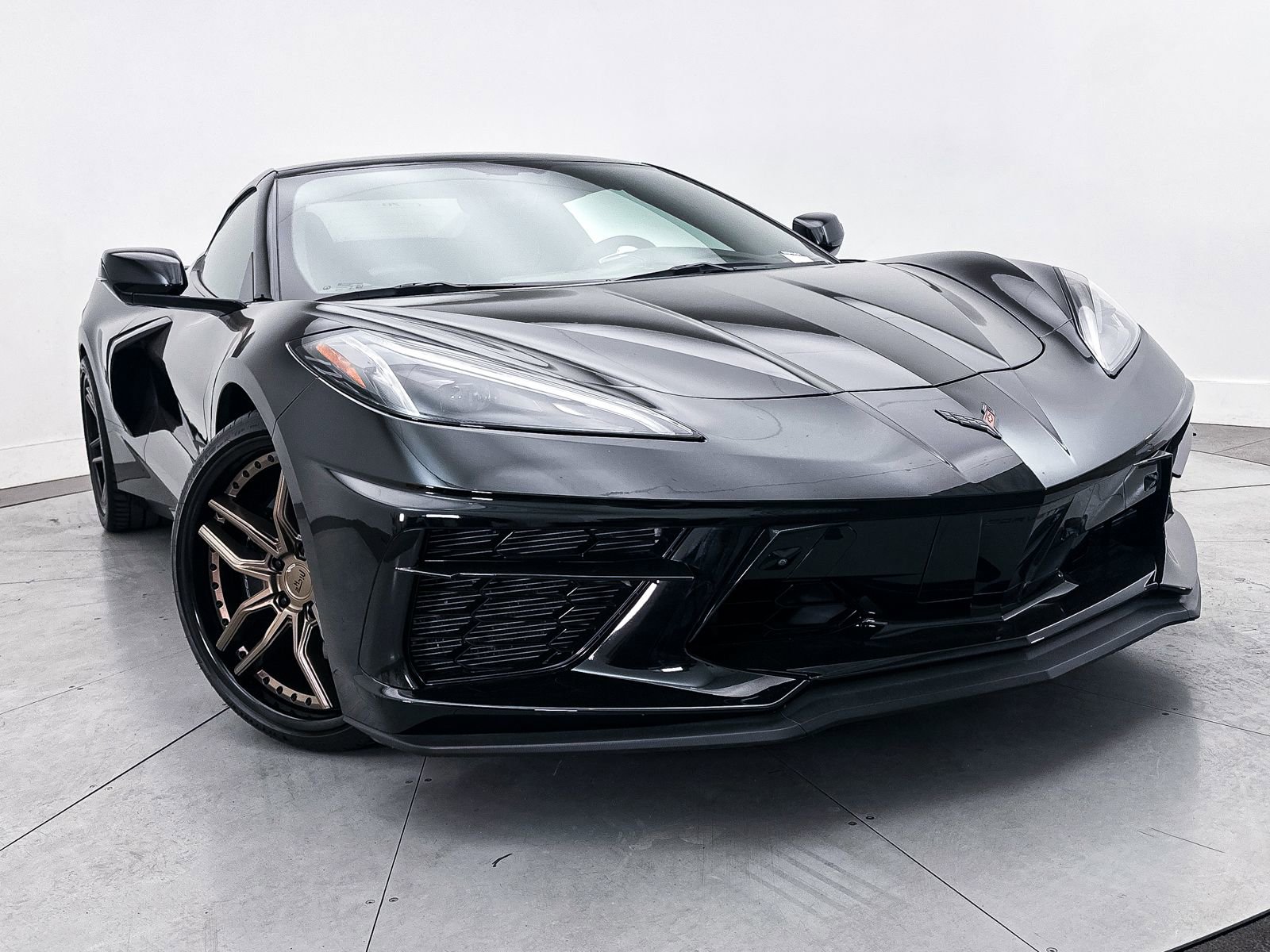 Used 2023 Chevrolet Corvette Stingray Premium Conv w/ Z51 Performance Package RWD image 7