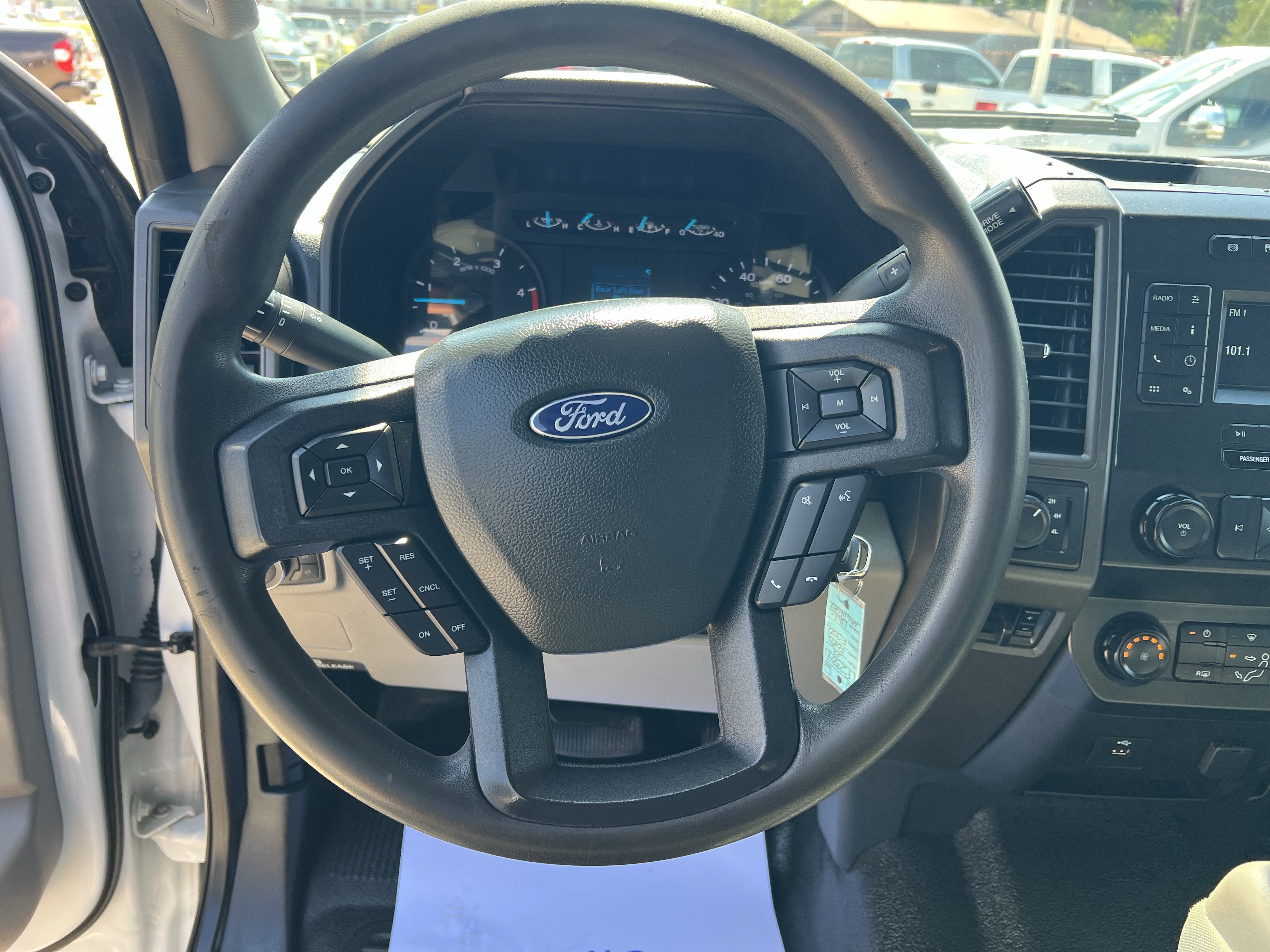 Used 2022 Ford F350 XL w/ Power Equipment Group AWD/4WD image 20