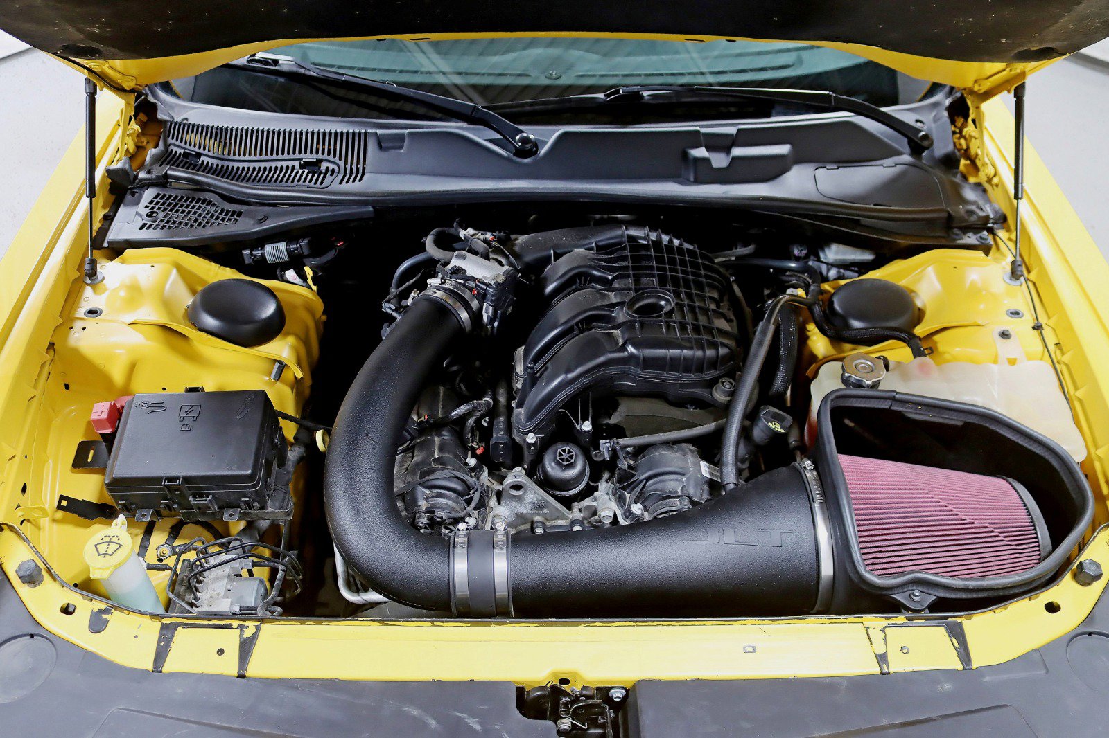 Used 2018 Dodge Challenger SXT Plus image 35