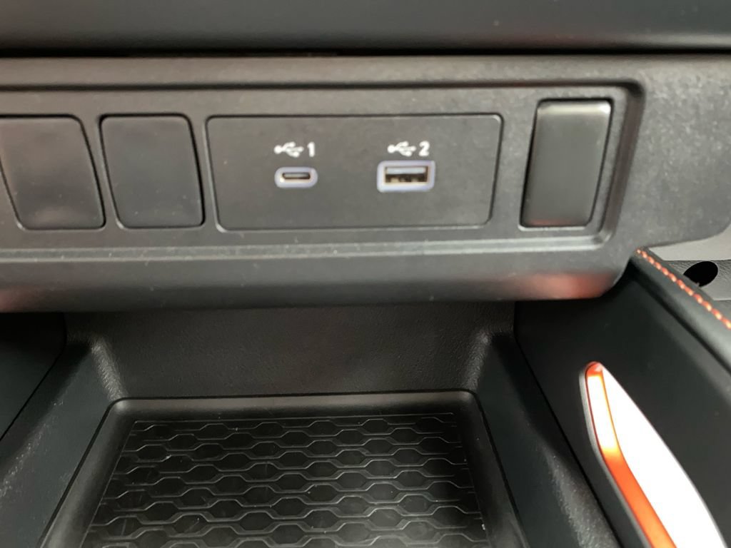 Used 2022 Nissan Frontier PRO-4X w/ Off-Road Protection Package AWD/4WD image 43
