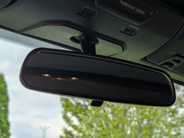 Used 2019 Jeep Wrangler Unlimited Sahara AWD/4WD image 25