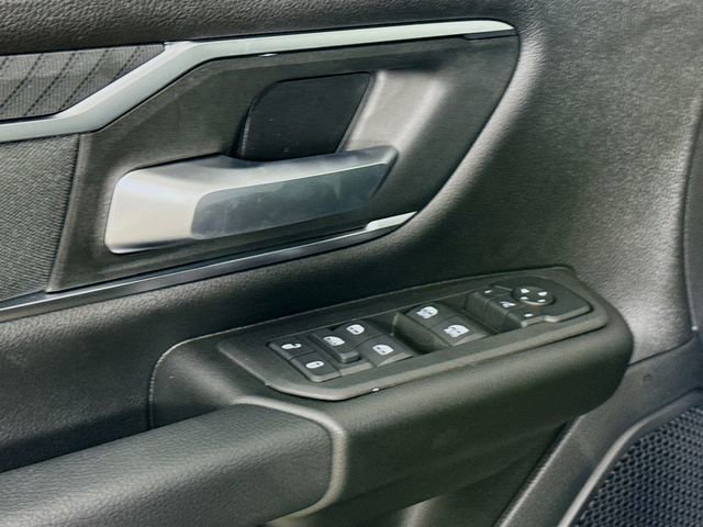 New 2026 RAM 1500 4x4 Crew Cab image 19