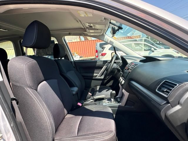 Used 2017 Subaru Forester 2.5i Premium w/ All-Weather Package AWD/4WD image 13