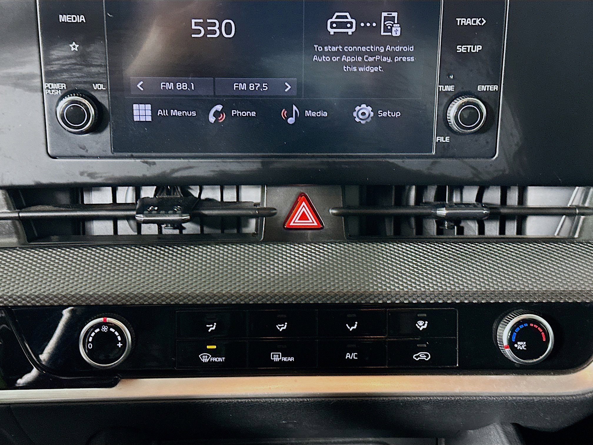 Used 2024 Kia Sportage LX image 23