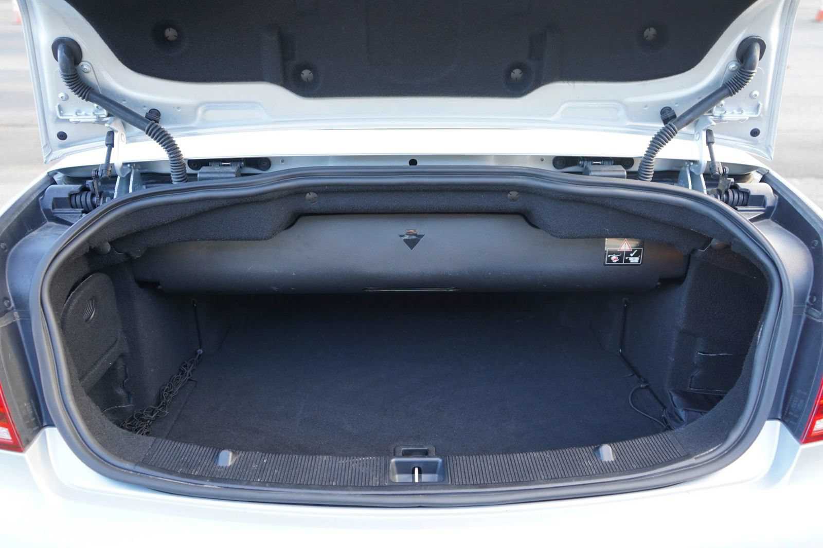 Used 2016 Mercedes-Benz E 550 Cabriolet image 26