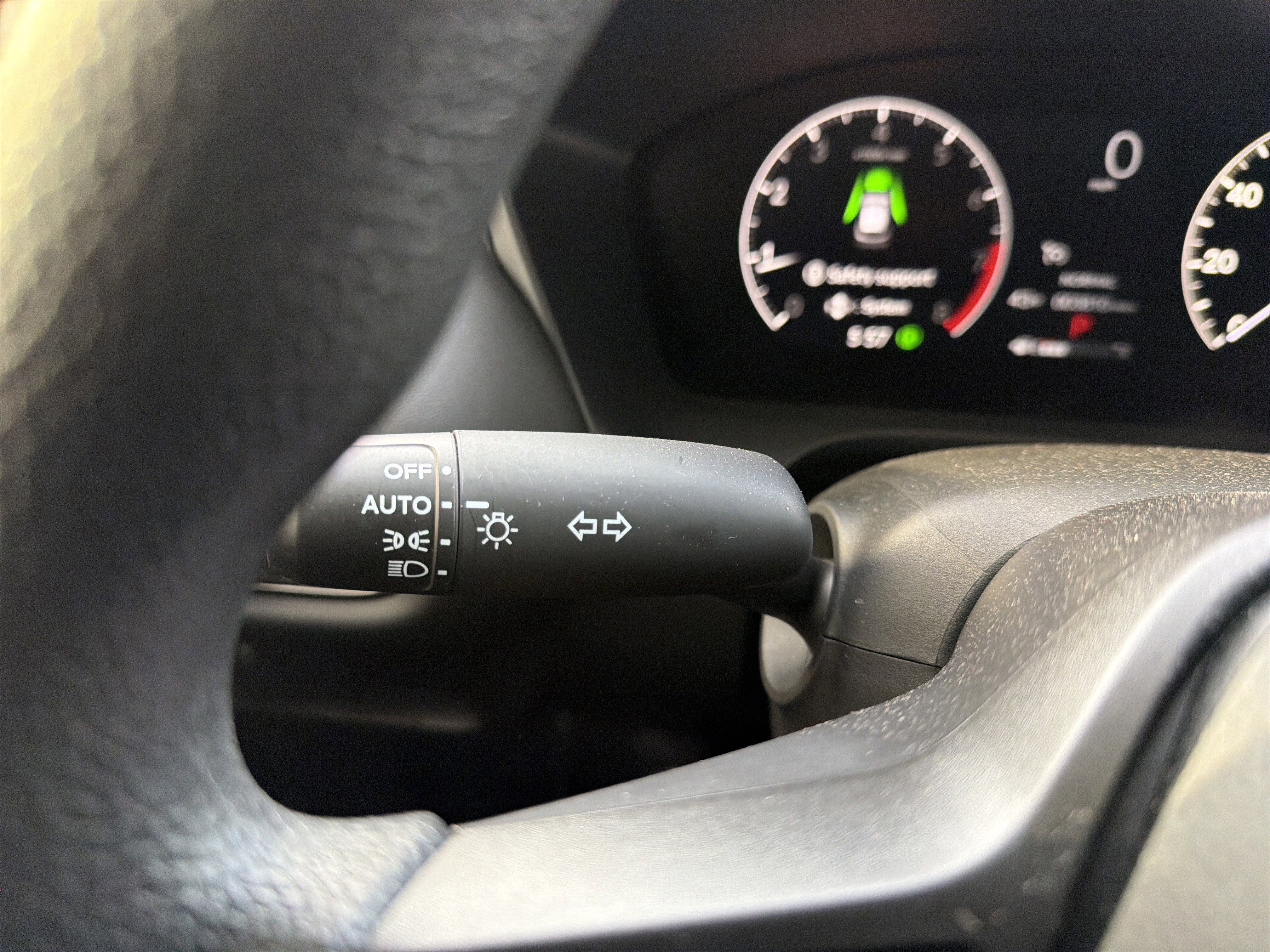 Used 2026 Honda HR-V LX image 40