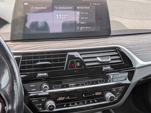 Used 2018 BMW 530e xDrive AWD/4WD image 10
