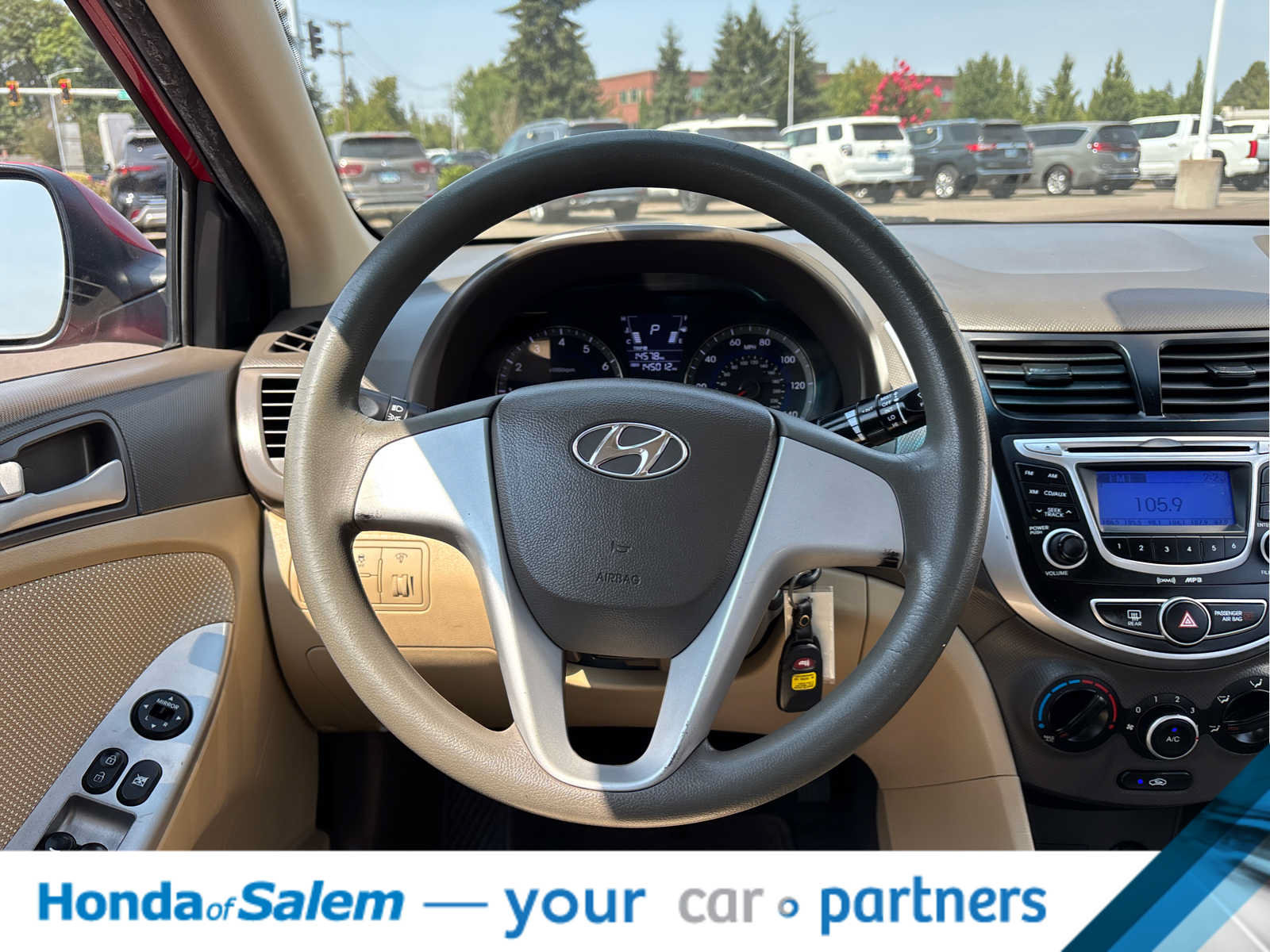 Used 2013 Hyundai Accent GLS FWD image 15